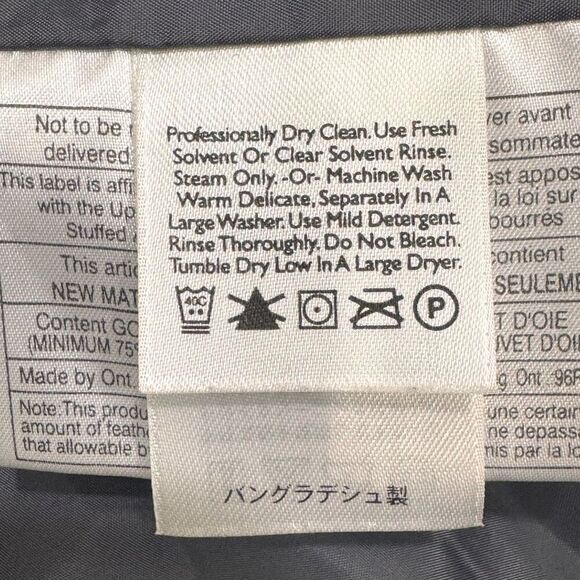 Vintage Eddie Bauer Navy Blue Down Coat. Size Large. - Picture 8 of 11